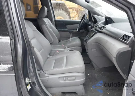 2015 Honda Odyssey Touring/Touring Elite from USA, damaged, VIN 5FNRL5H95FB085376